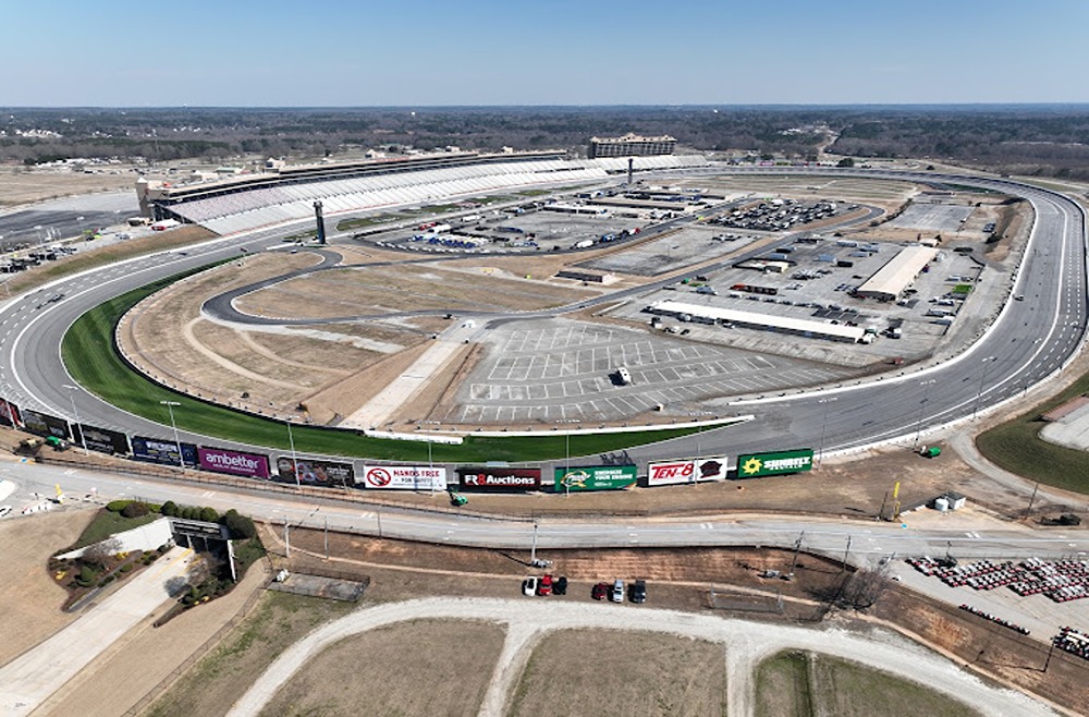 Luxury Hotel Rooms with Free Parking in Jonesboro, GA