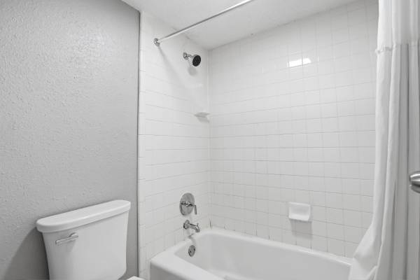 Smoking Double Bathroom