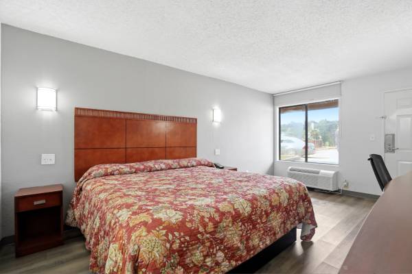Handicap Accessible Room Jonesboro, GA