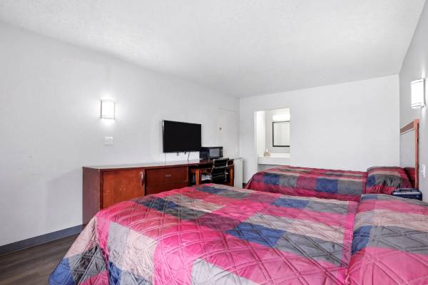 Family King Suites Room Jonesboro, GA